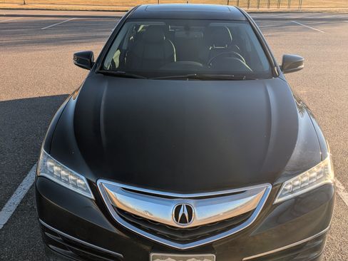 Used 2015 Acura TLX V6 image 2