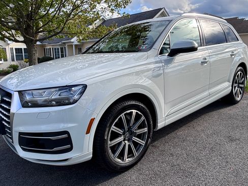 Used 2018 Audi Q7 3.0T Premium Plus w/ Premium Plus Package AWD/4WD image 6