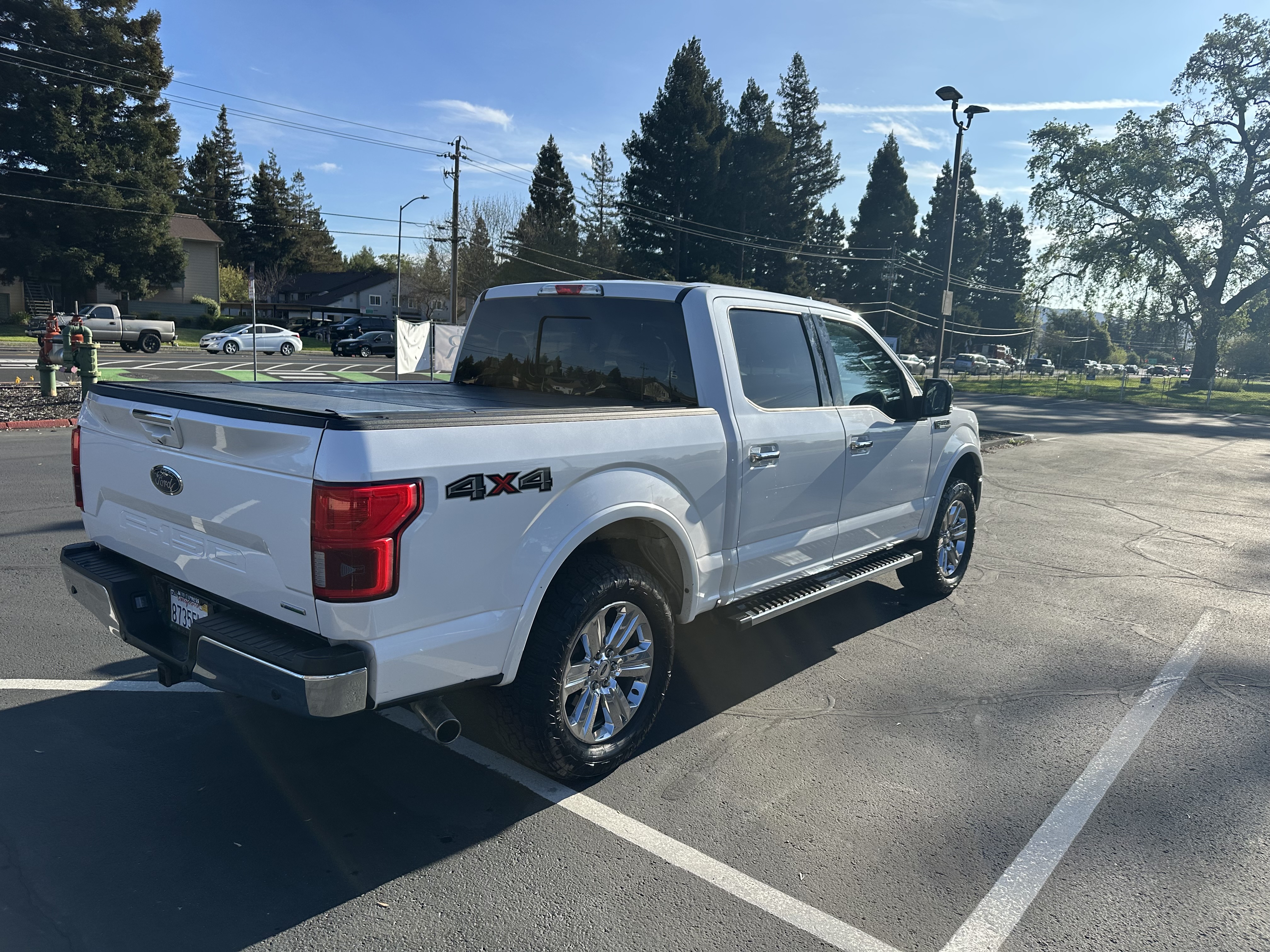 Used 2018 Ford F150 Lariat w/ Equipment Group 501A Mid AWD/4WD image 6