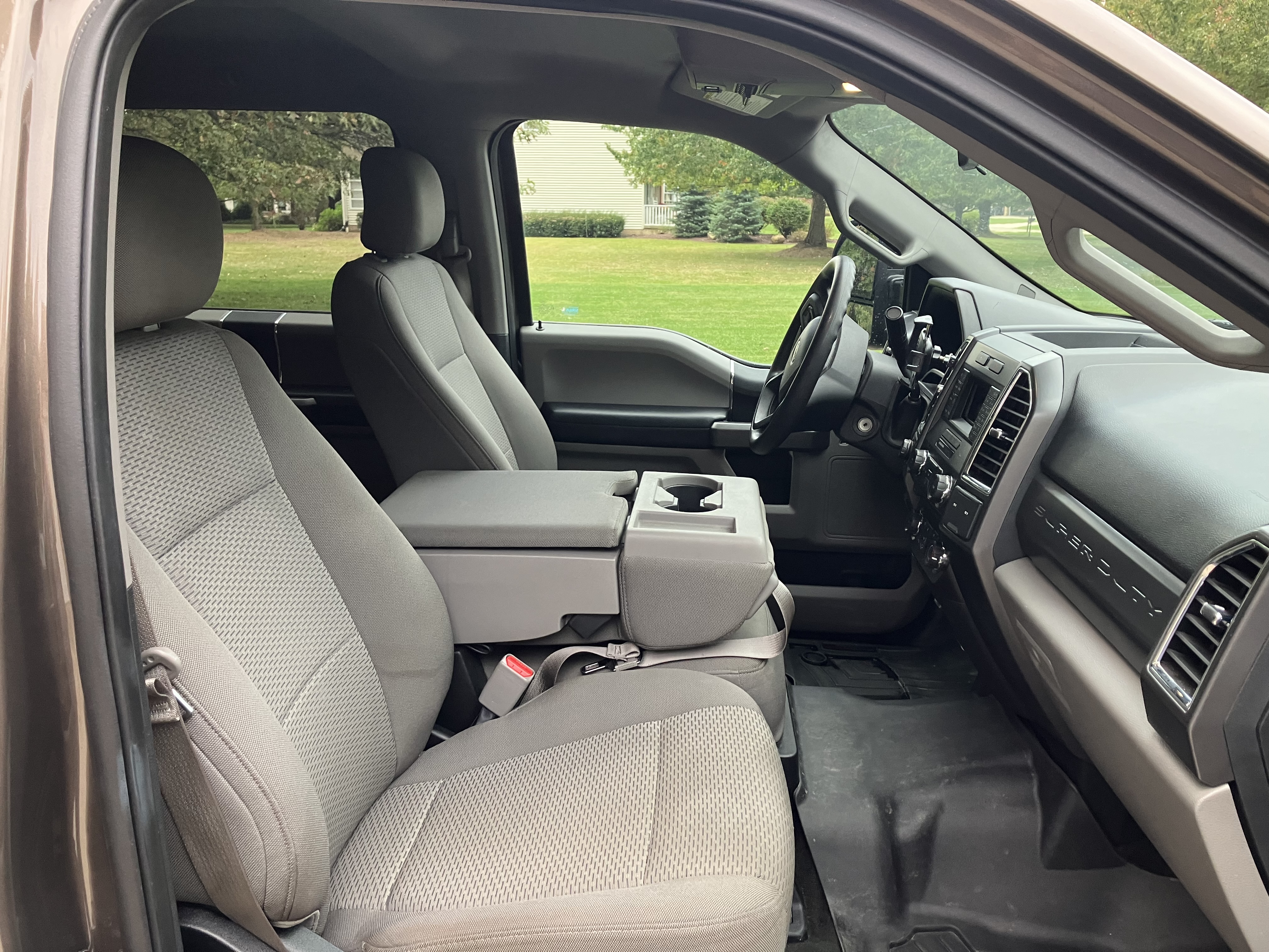 Used 2017 Ford F250 XLT w/ XLT Value Package AWD/4WD image 17