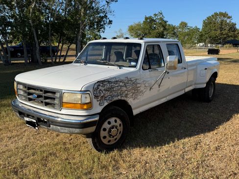Used 1997 Ford F350 2WD Crew Cab image 2