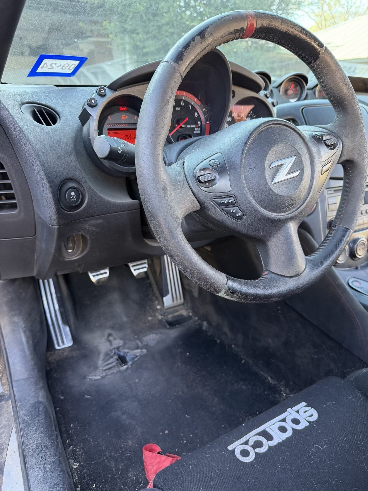 Used 2016 Nissan 370Z NISMO RWD image 13