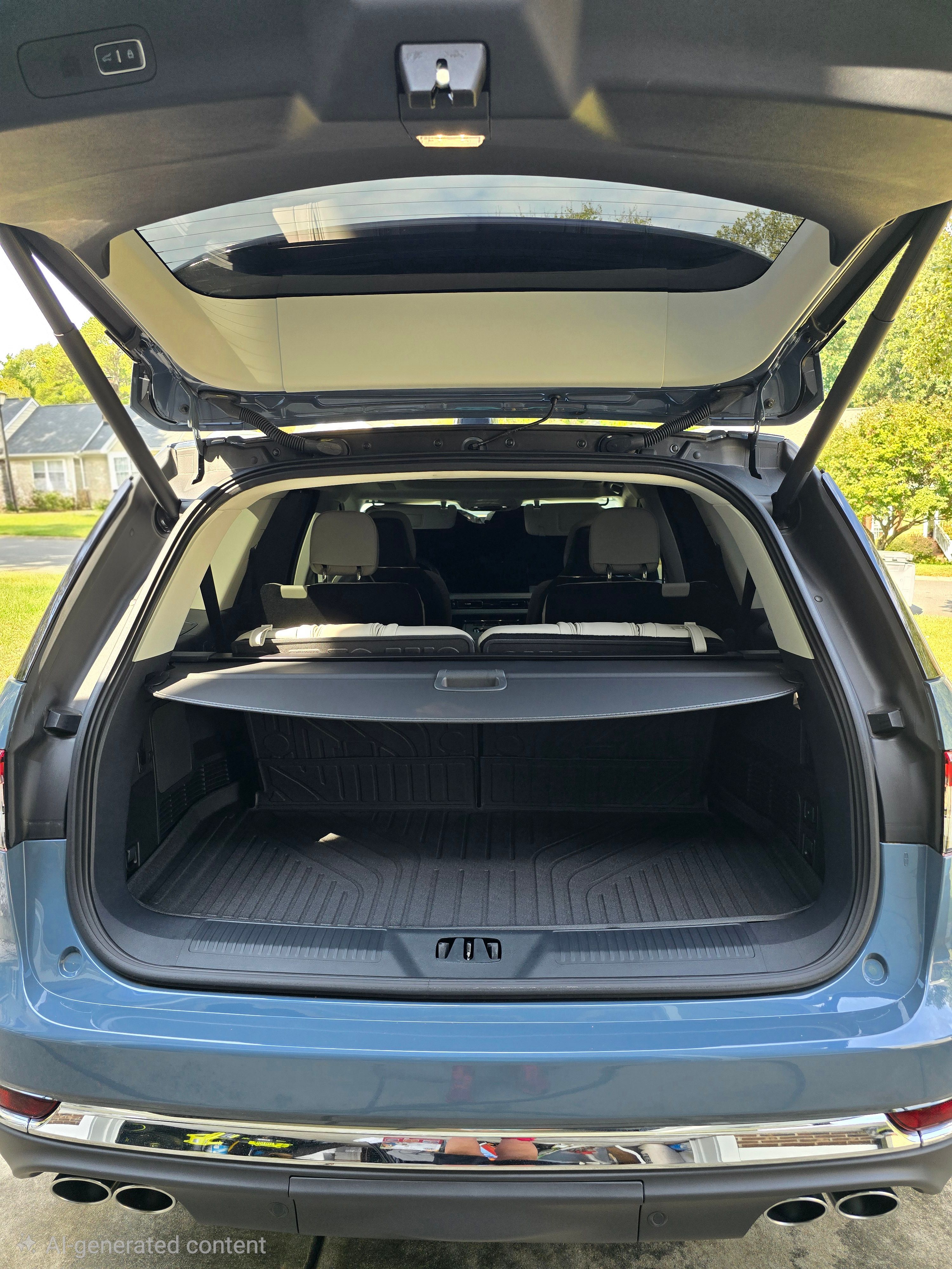 Used 2025 Lincoln Aviator Reserve w/ Equipment Group 201A AWD/4WD image 9
