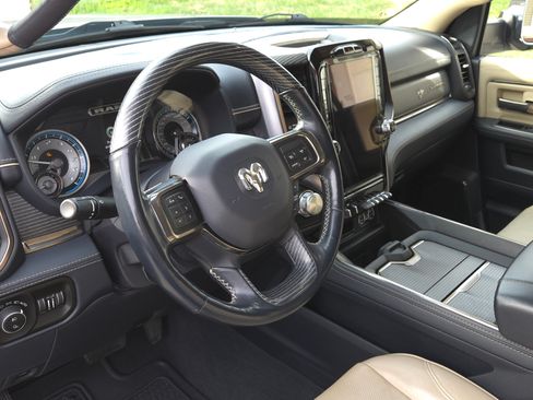 Used 2020 RAM 2500 Limited image 8