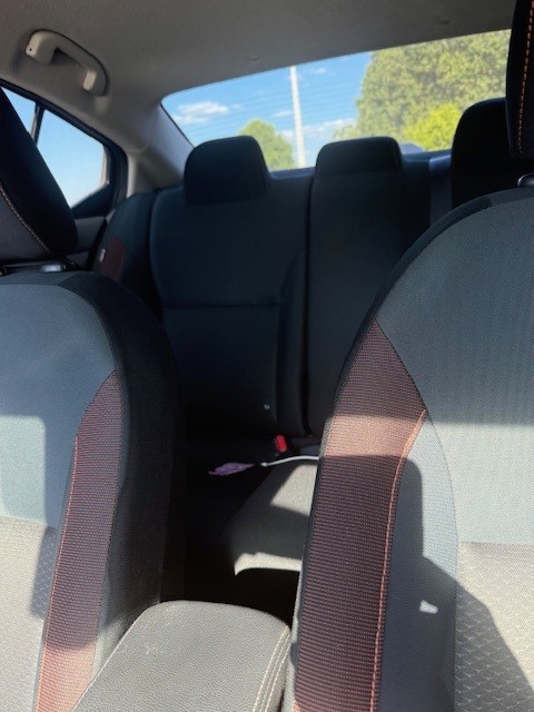 Used 2020 Nissan Versa SR FWD image 5