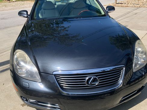Used 2006 Lexus SC 430 Convertible RWD image 2