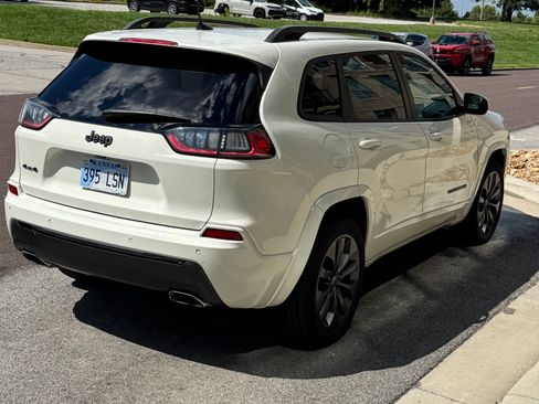 Used 2019 Jeep Cherokee High Altitude AWD/4WD image 9