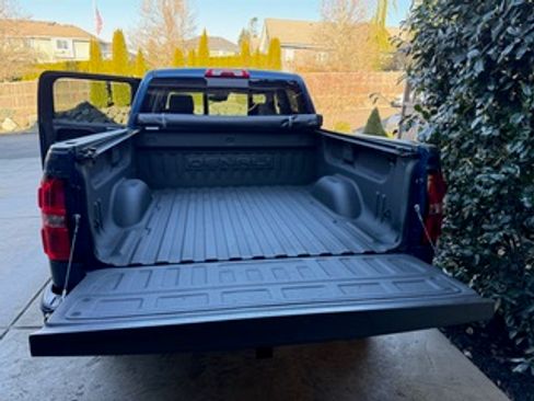 Used 2015 GMC Sierra 1500 Denali w/ Driver Alert Package image 9