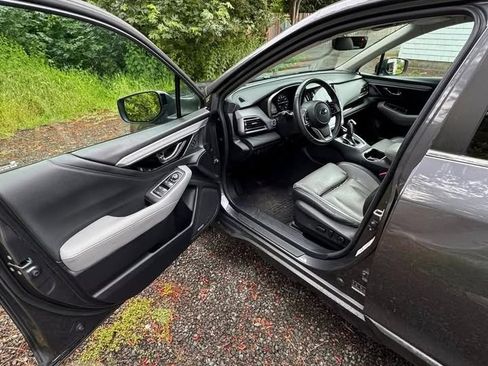 Used 2020 Subaru Outback Limited image 5