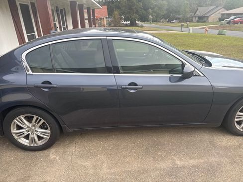 Used 2011 INFINITI G37 Journey w/ Premium Pkg RWD image 7