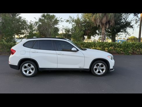 Used 2015 BMW X1 sDrive28i image 4