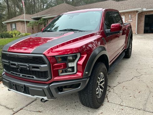 Used 2018 Ford F150 Raptor w/ Equipment Group 802A Luxury image 2