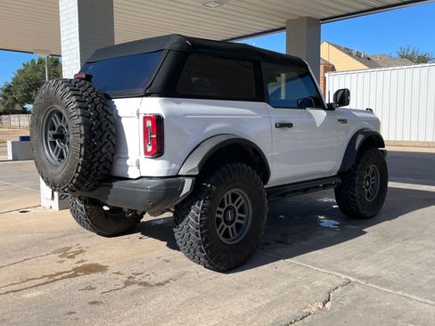 Used 2023 Ford Bronco Badlands w/ Sasquatch Package image 6