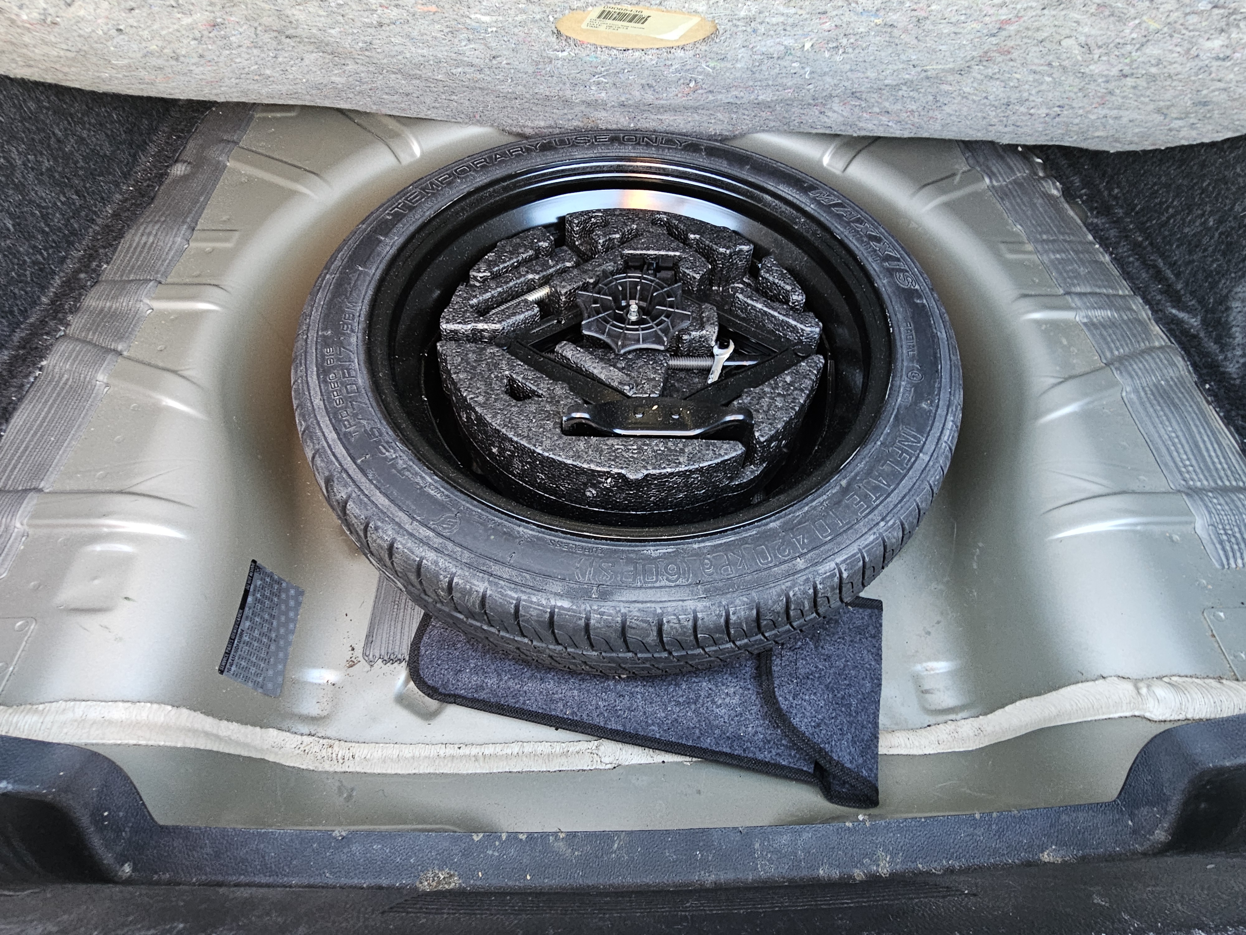Used 2013 Buick LaCrosse FWD image 15