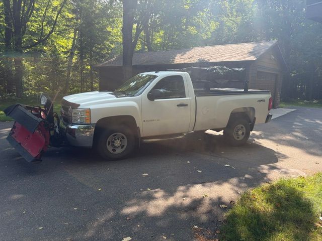 Used 2009 Chevrolet Silverado 2500 W/T w/ Snow Plow Prep Package AWD/4WD image 5