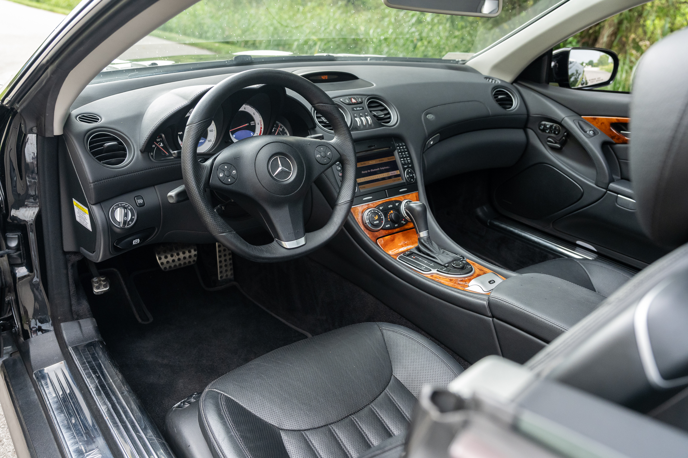 Used 2009 Mercedes-Benz SL 550 image 21