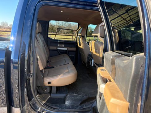 Used 2022 Ford F350 Lariat w/ Lariat Ultimate Package image 8