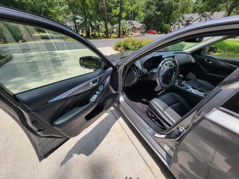 Used 2017 INFINITI Q50 Signature Edition image 10