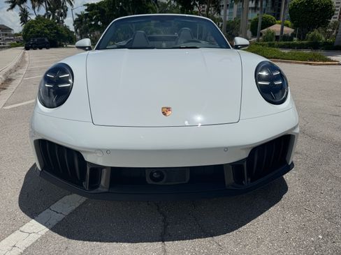 Used 2025 Porsche 911 Carrera 4 GTS image 2