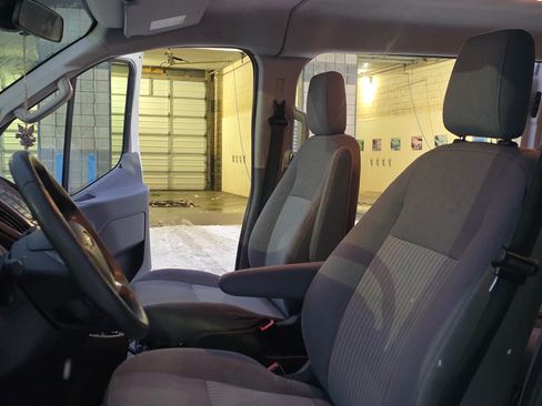 Used 2019 Ford Transit 350 XLT image 18