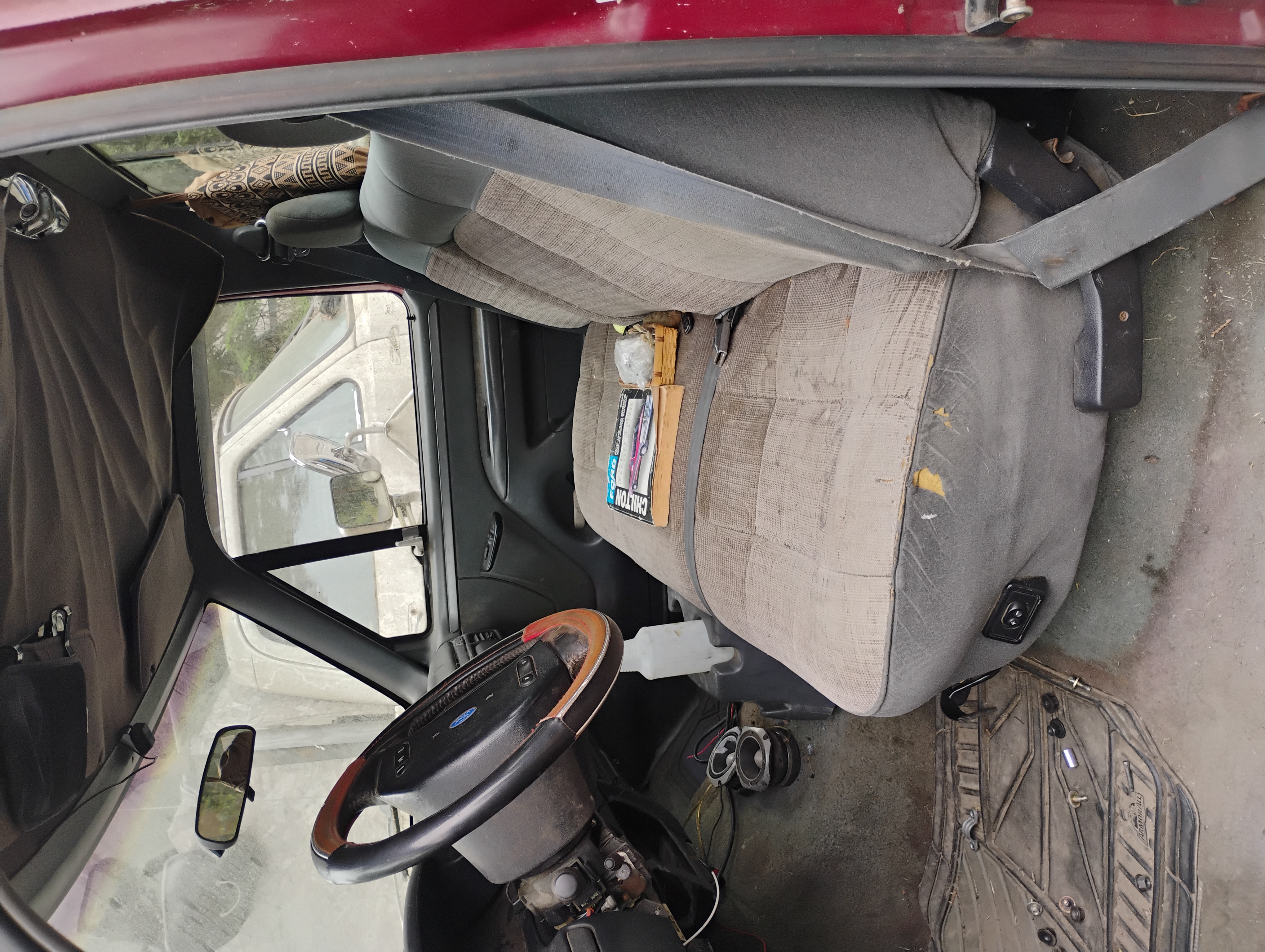 Used 1993 Ford F250 2WD Regular Cab image 8