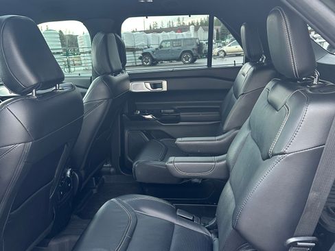 Used 2022 Ford Explorer ST w/ Equipment Group 401A image 15