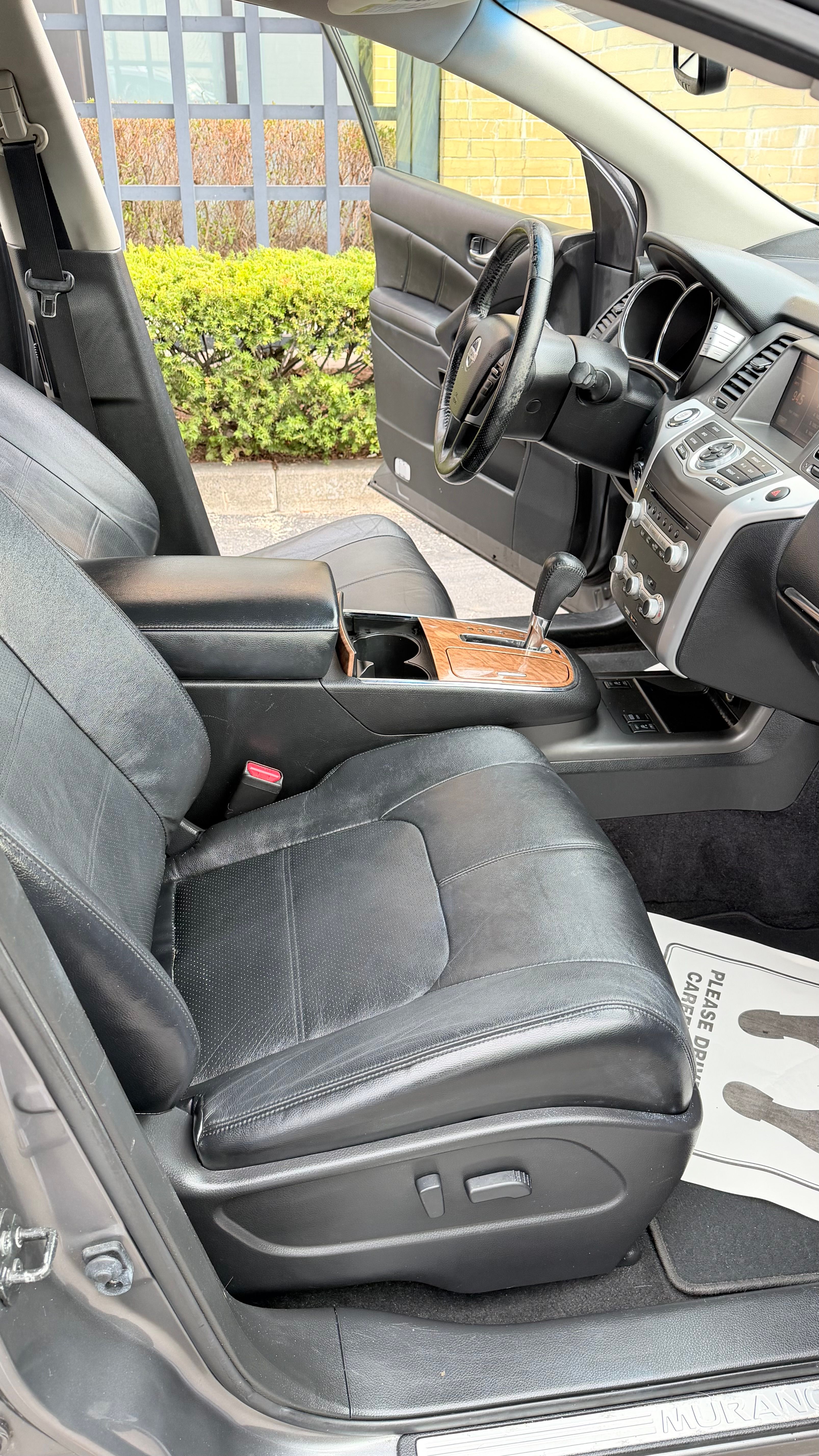 Used 2014 Nissan Murano LE AWD/4WD image 6