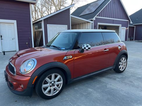 Used 2013 MINI Cooper S image 8