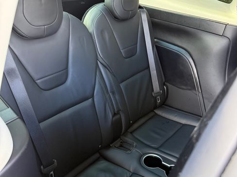 Used 2016 Tesla Model X 90D image 24