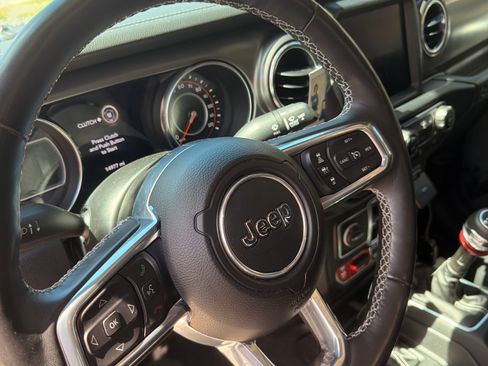 Used 2023 Jeep Gladiator Rubicon w/ LED Lighting Group image 5