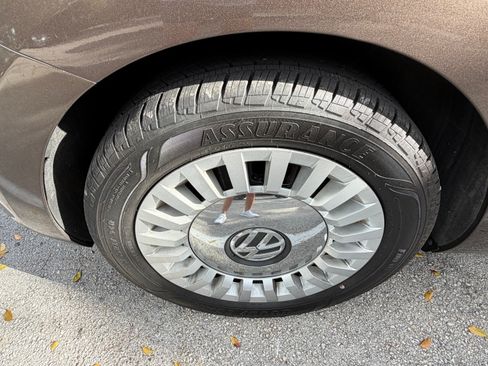 Used 2015 Volkswagen Beetle 1.8T image 16