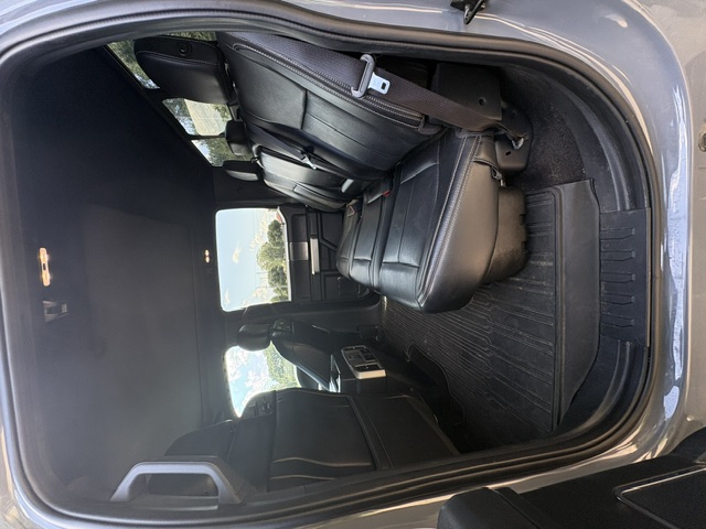 Used 2019 Ford F150 Lariat w/ Equipment Group 502A Luxury AWD/4WD image 13