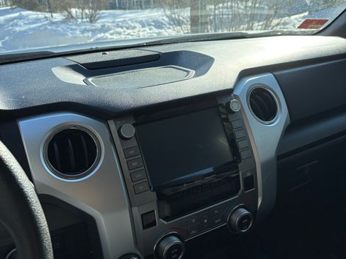 Used 2021 Toyota Tundra SR5 w/ TRD Off-Road Package image 5