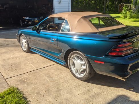 Used 1994 Ford Mustang GT image 4