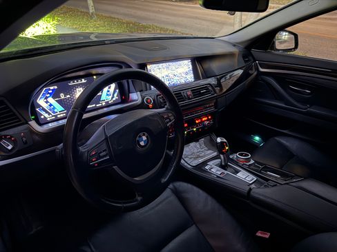 Used 2013 BMW 528i Sedan image 14