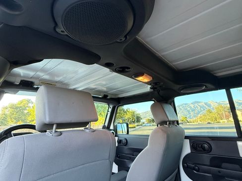 Used 2010 Jeep Wrangler Unlimited Sport AWD/4WD image 26