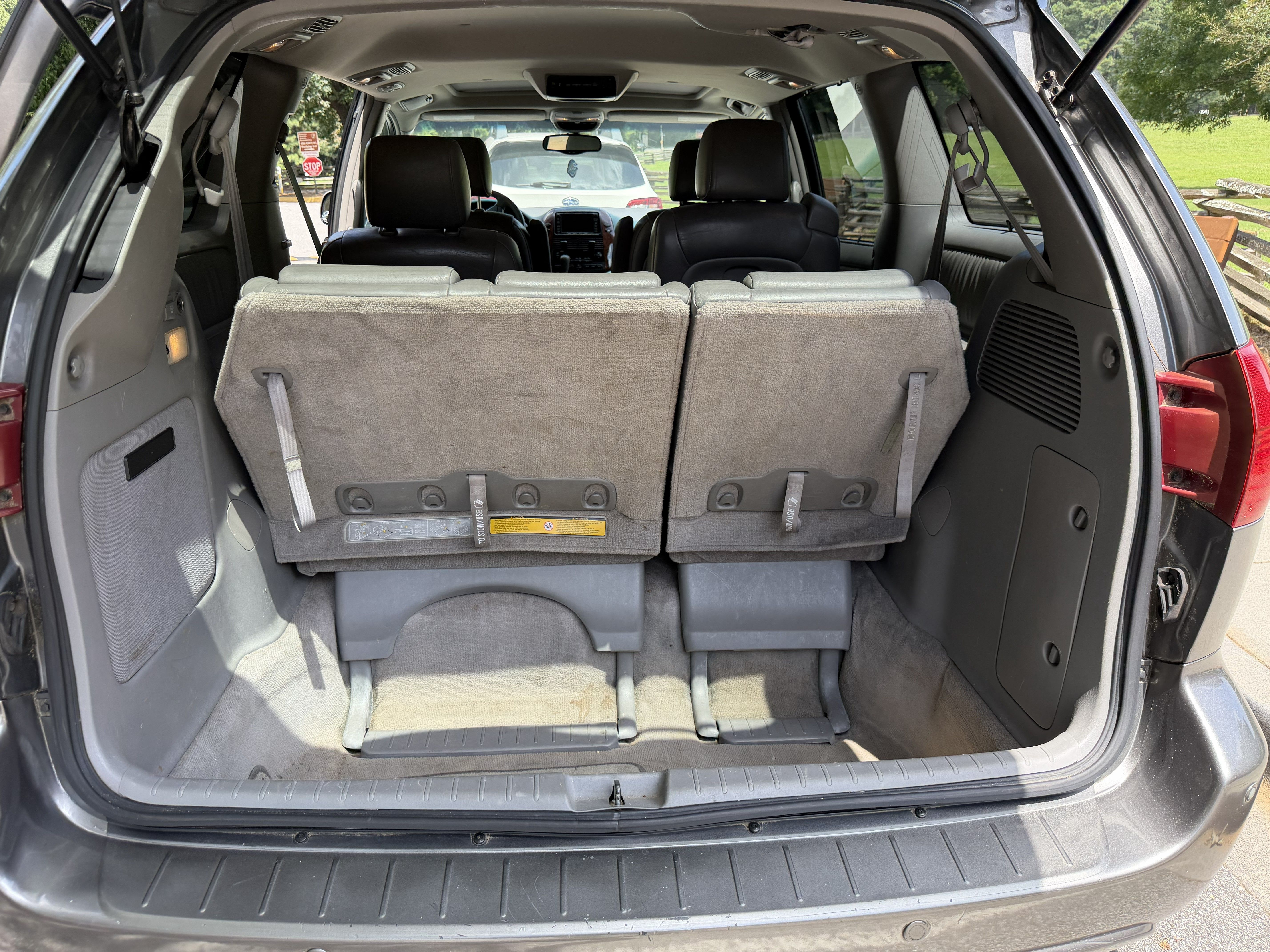 Used 2005 Toyota Sienna XLE Limited w/ XLE Limited Pkg 2 AWD/4WD image 16