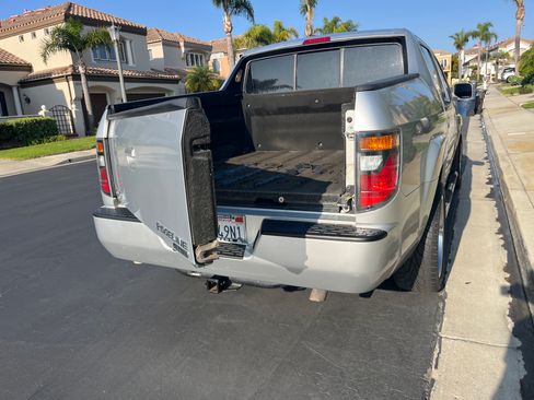 Used 2006 Honda Ridgeline RTL image 16