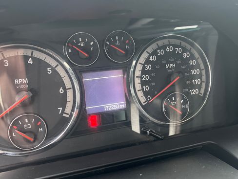 Used 2012 RAM 1500 Laramie w/ Protection Group image 10