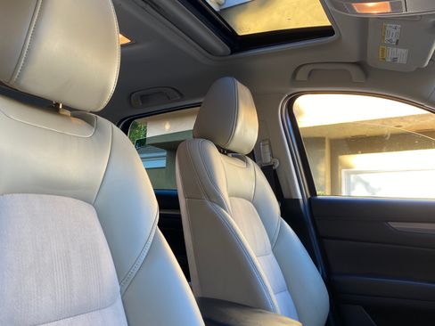 Used 2017 MAZDA CX-5 Touring w/ Preferred Equipment Package image 14