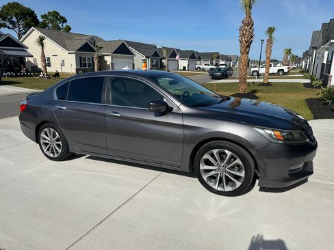 Used 2014 Honda Accord Sport image 7