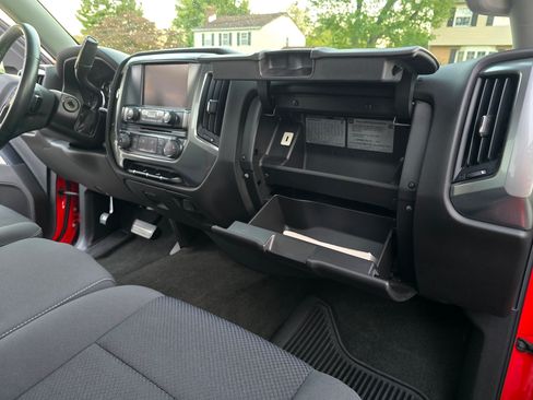 Used 2016 Chevrolet Silverado 1500 LT w/ LT Convenience Package image 22