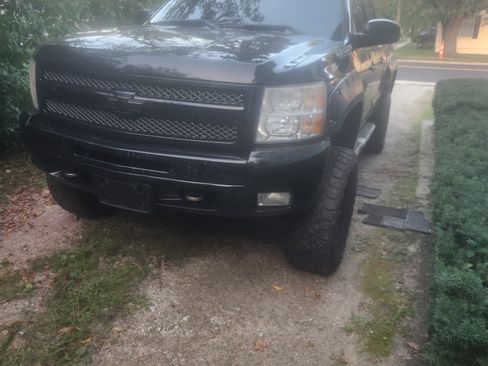 Used 2011 Chevrolet Silverado 1500 LTZ image 1