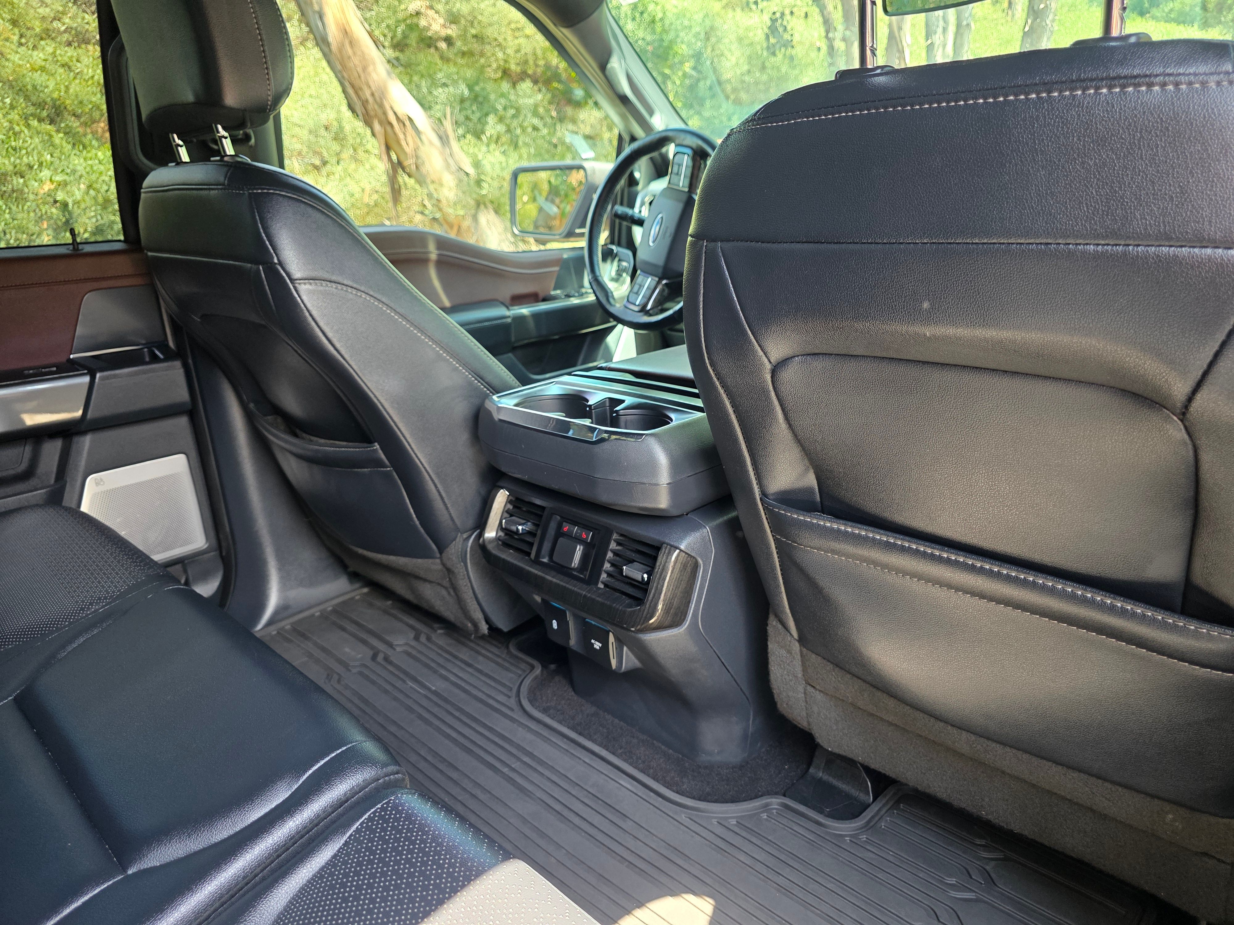 Used 2022 Ford F150 Lariat w/ Equipment Group 502A High AWD/4WD image 27