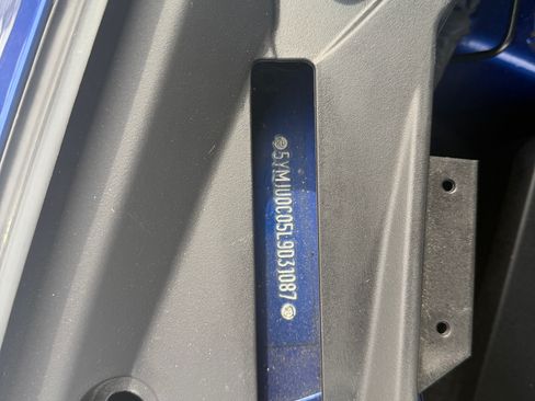 Used 2020 BMW X5 M Competition w/ Executive Package image 30