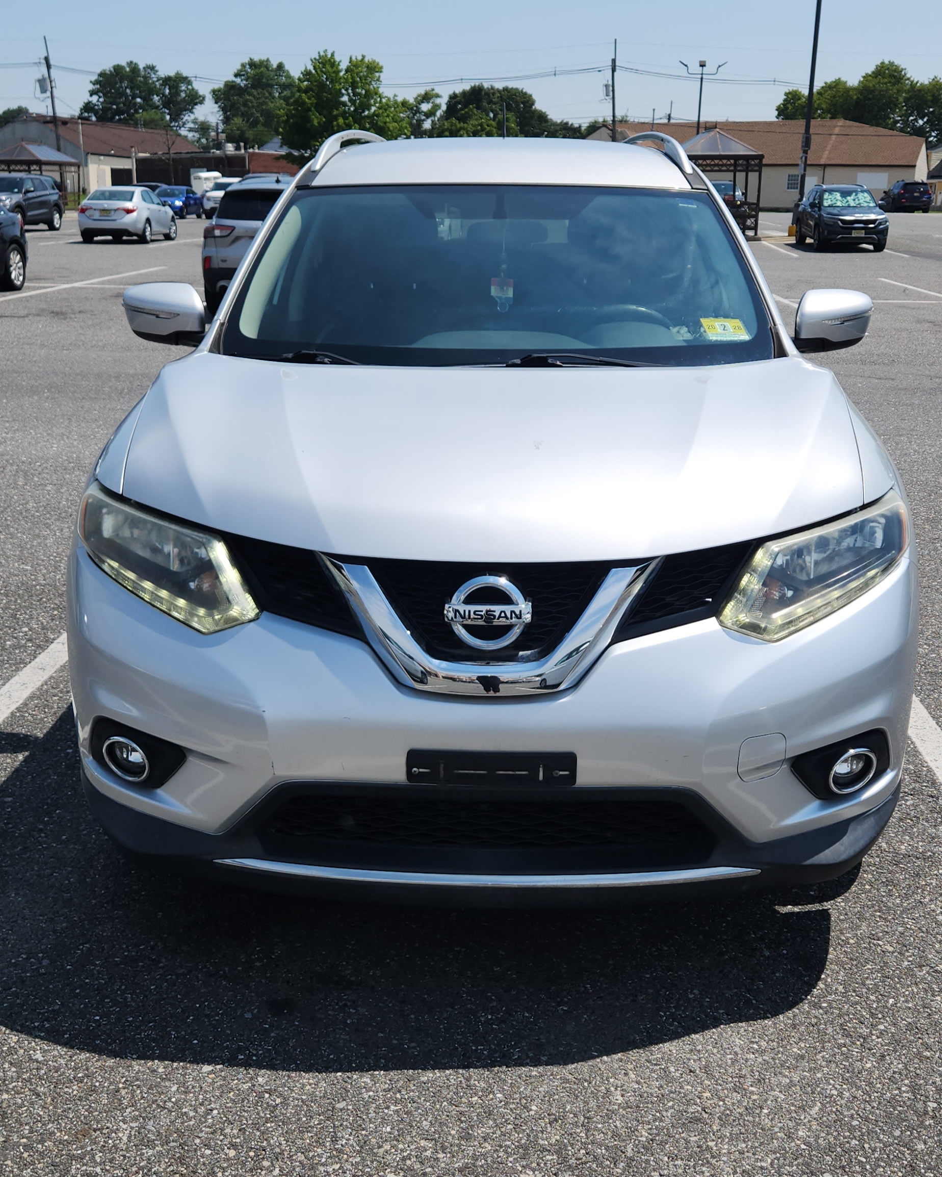 Used 2015 Nissan Rogue SV AWD/4WD image 1