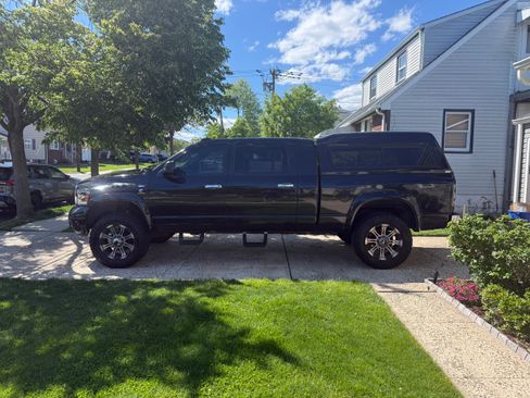 Used 2006 Dodge Ram 2500 Truck Laramie AWD/4WD image 1