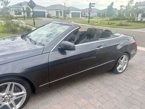 Used 2013 Mercedes-Benz E 350 Cabriolet image 2