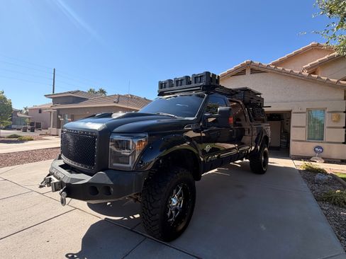 Used 2011 Ford F250 Lariat w/ Lariat Ultimate Pkg AWD/4WD image 5