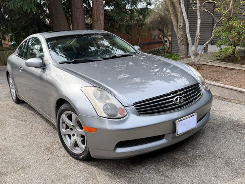 Used 2003 INFINITI G35 Coupe w/ Premium Pkg image 2
